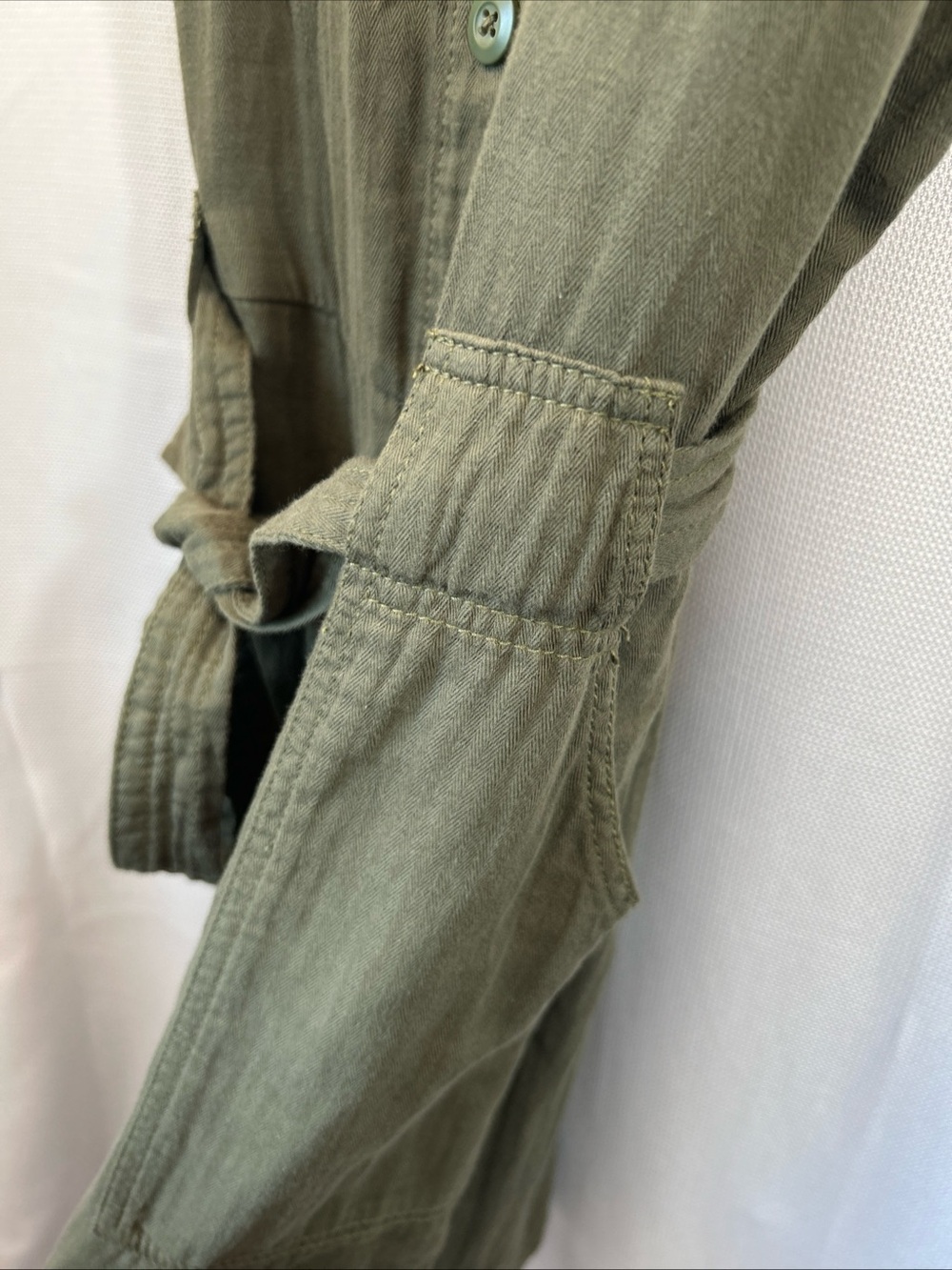 Old Navy Olive Green Sleeveless Button-Front Midi Dress with Tie Waist - Picture 3 of 5